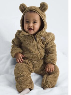 The North Face Baby Campshire One-Piece Fleece Snowsuit in Teddy Brown - 18-24M